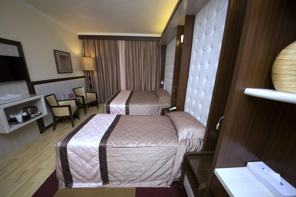 Al Khaleej Grand Hotel Dubai Exterior foto